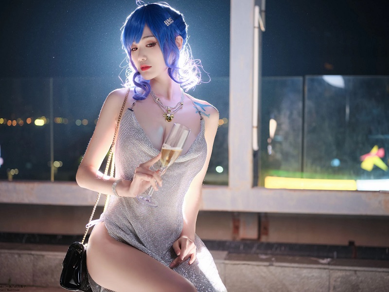 图片[2]-一米八的大梨子：高颜值与绝美大长腿的二次元女神COS合集下载